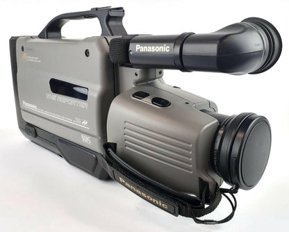 Panasonic AG-188-P VHS Reporter Movie Camcorder w/ Case,  2x Batteries, Light