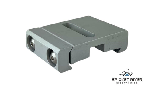 ThorLabs XT66C4 Clamp Platform for 66mm Rails, 1/4" Counterbored Slot, 40mm Long