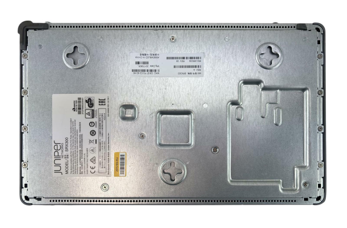 Juniper Networks SRX300 Services Gateway Firewall - No AC Adapter