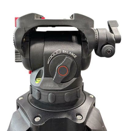 Cartoni Focus 8 FS5502 Fluid Head Ultra-Lite Red Lock Tripod w/ Spreader - READ