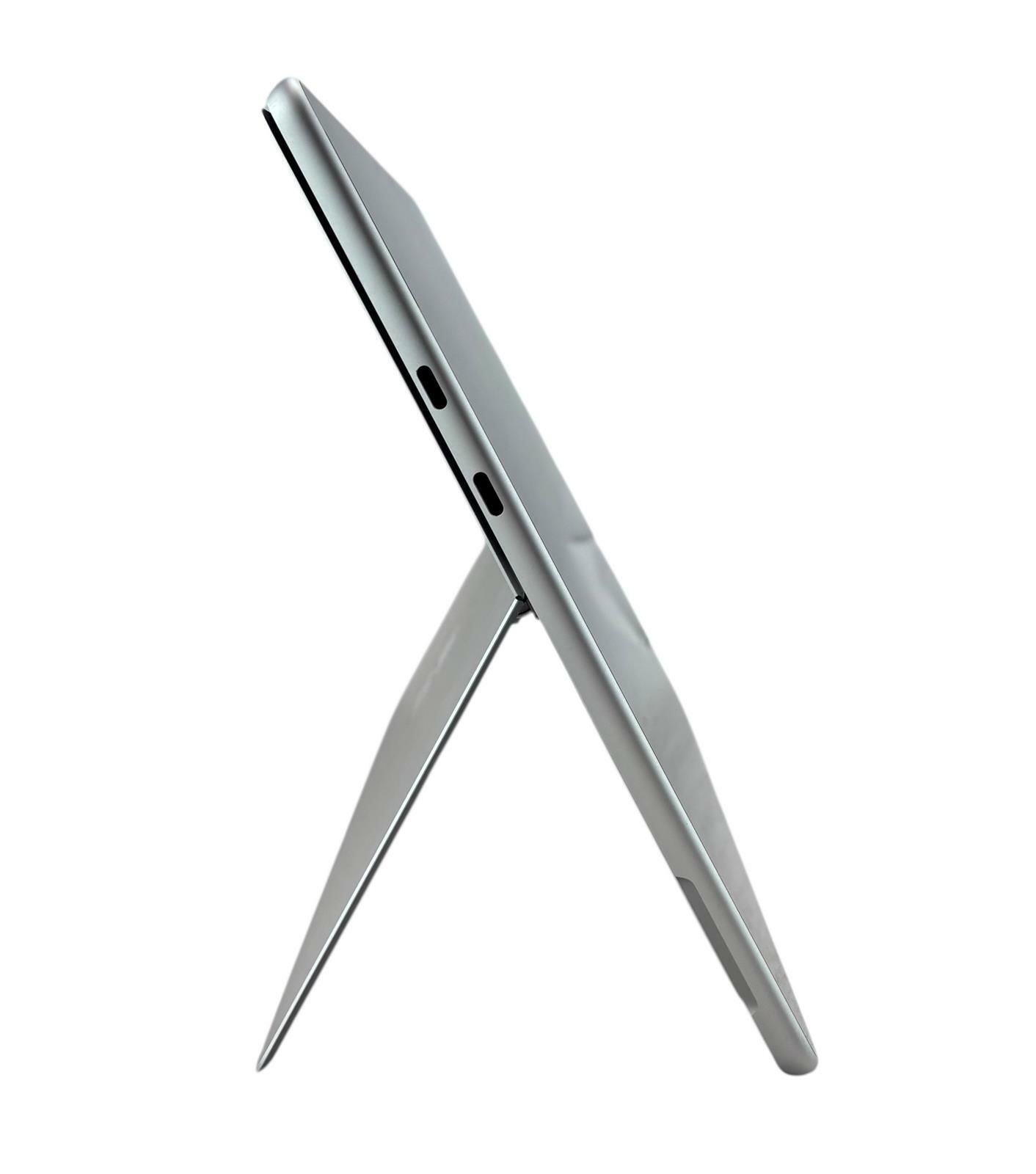 Microsoft Surface Pro 9 2038 i7-1265U 4.80GHz 512GB SSD 16GB RAM - No Keyboard