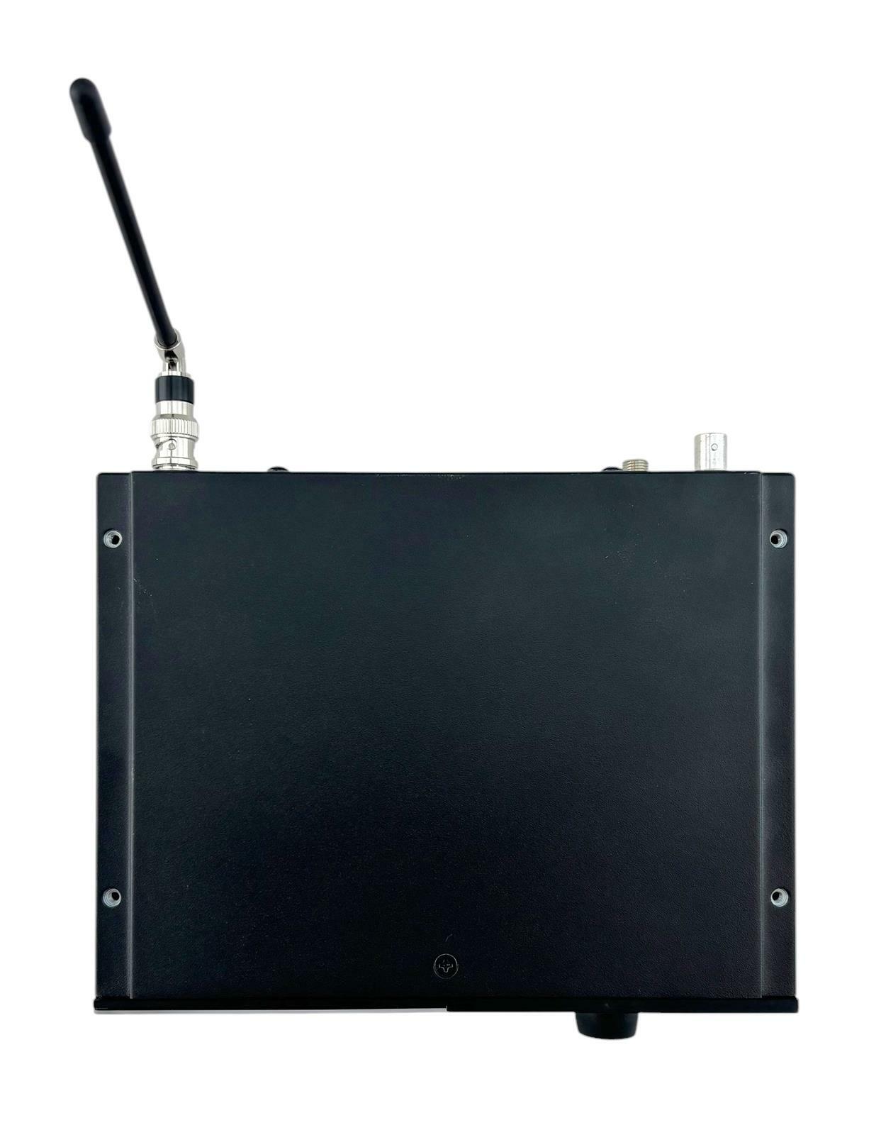 Shure SLXD4 H55 514-558MHz Digital Wireless Microphone Receiver - No AC Adapter